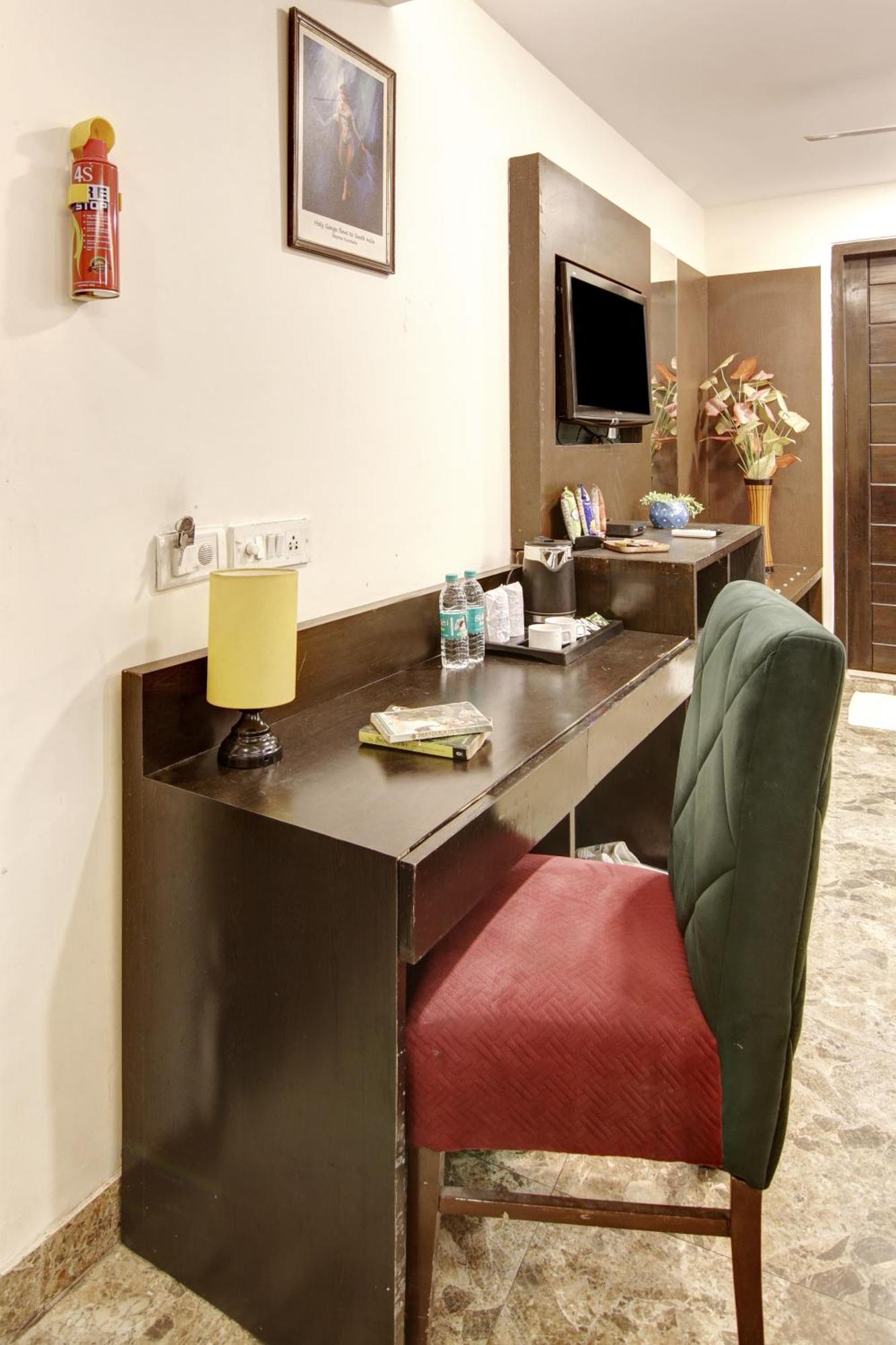 Hotel Wk Comfort - Near White Clove Neu-Delhi Exterior foto